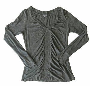 Stylish gray long sleeved top with ruching